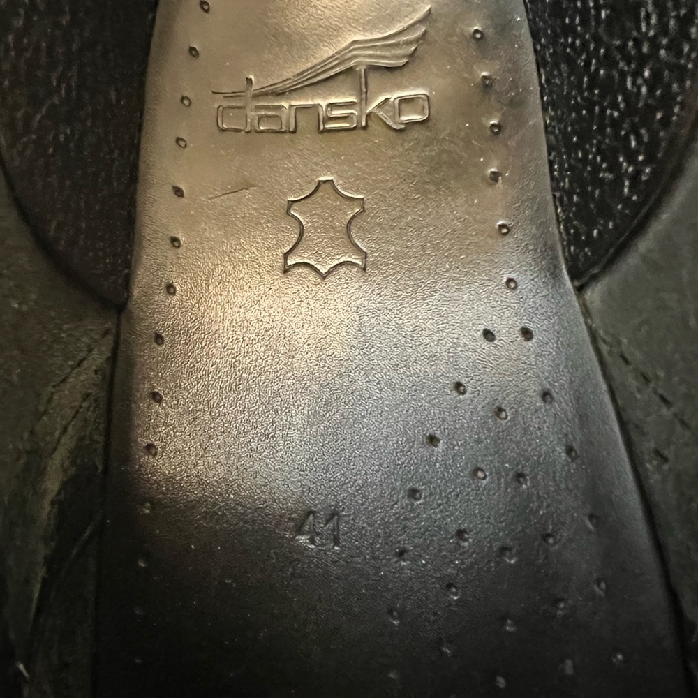 Dansko clogs - Picture 9 of 12